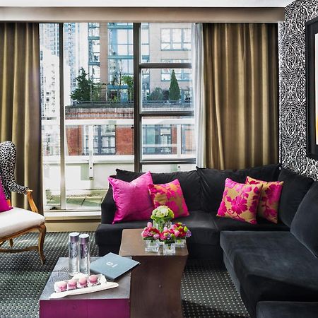 Opus Vancouver Bagian luar foto