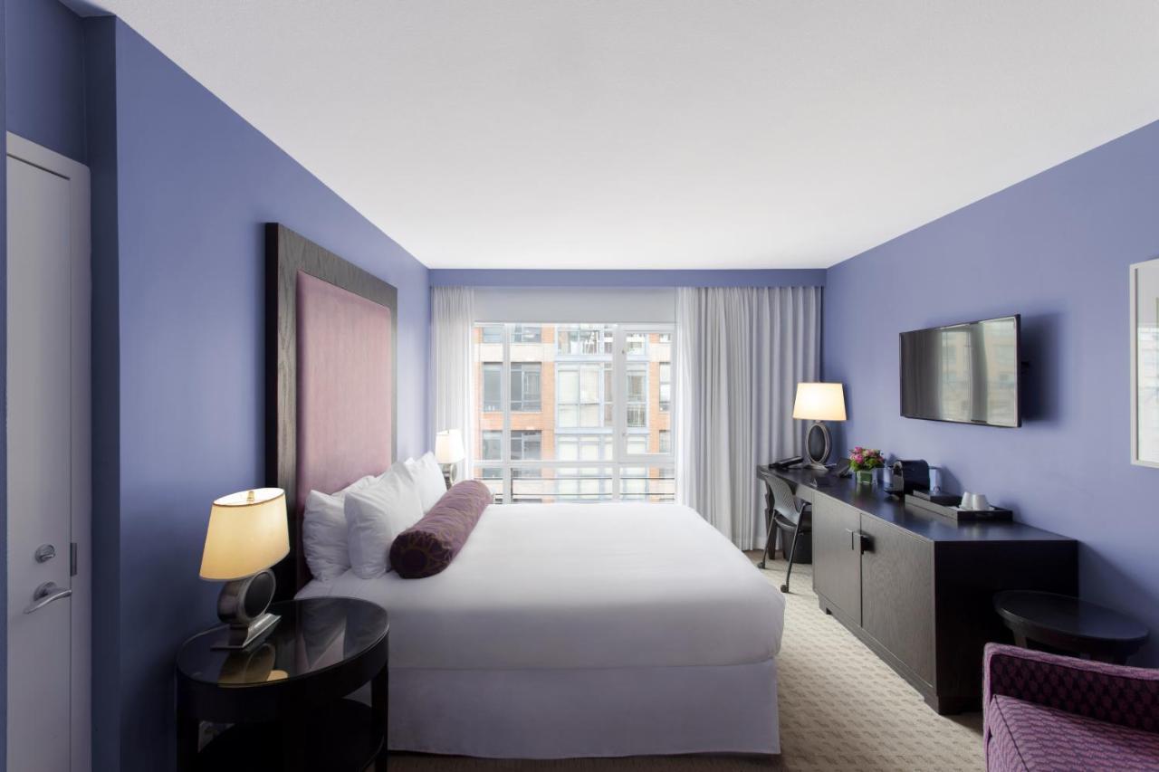 Opus Vancouver Bagian luar foto