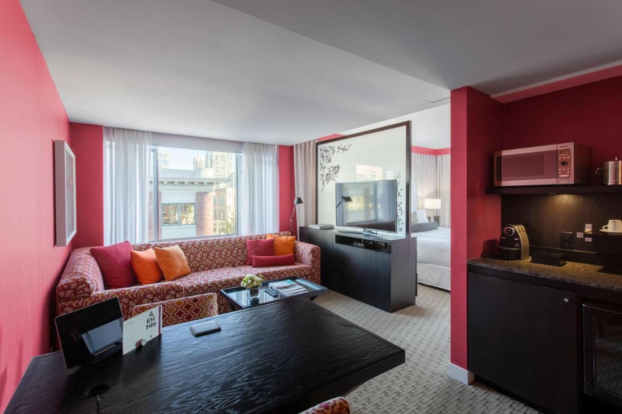 Opus Vancouver Bagian luar foto
