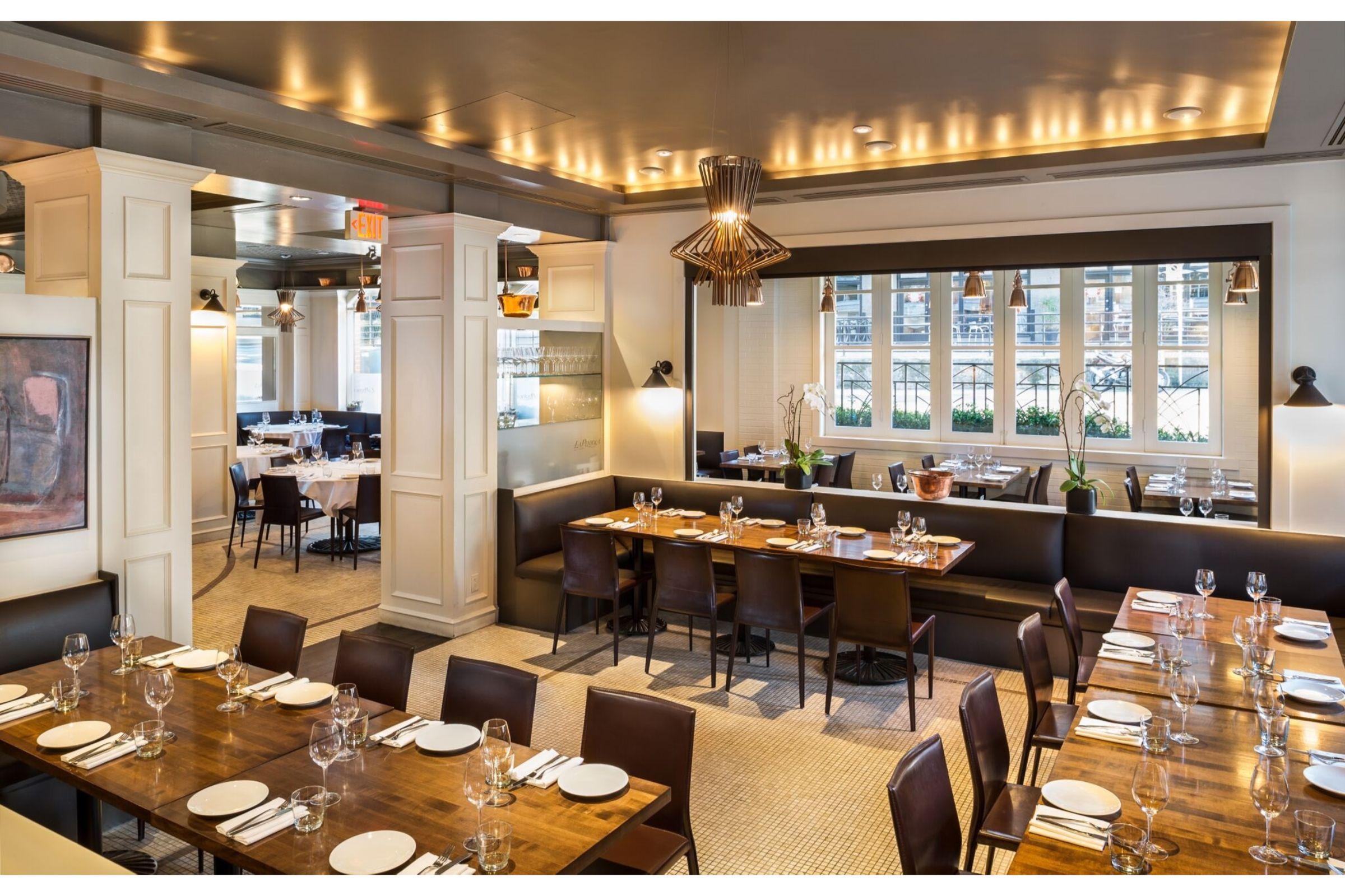 Opus Vancouver Bagian luar foto