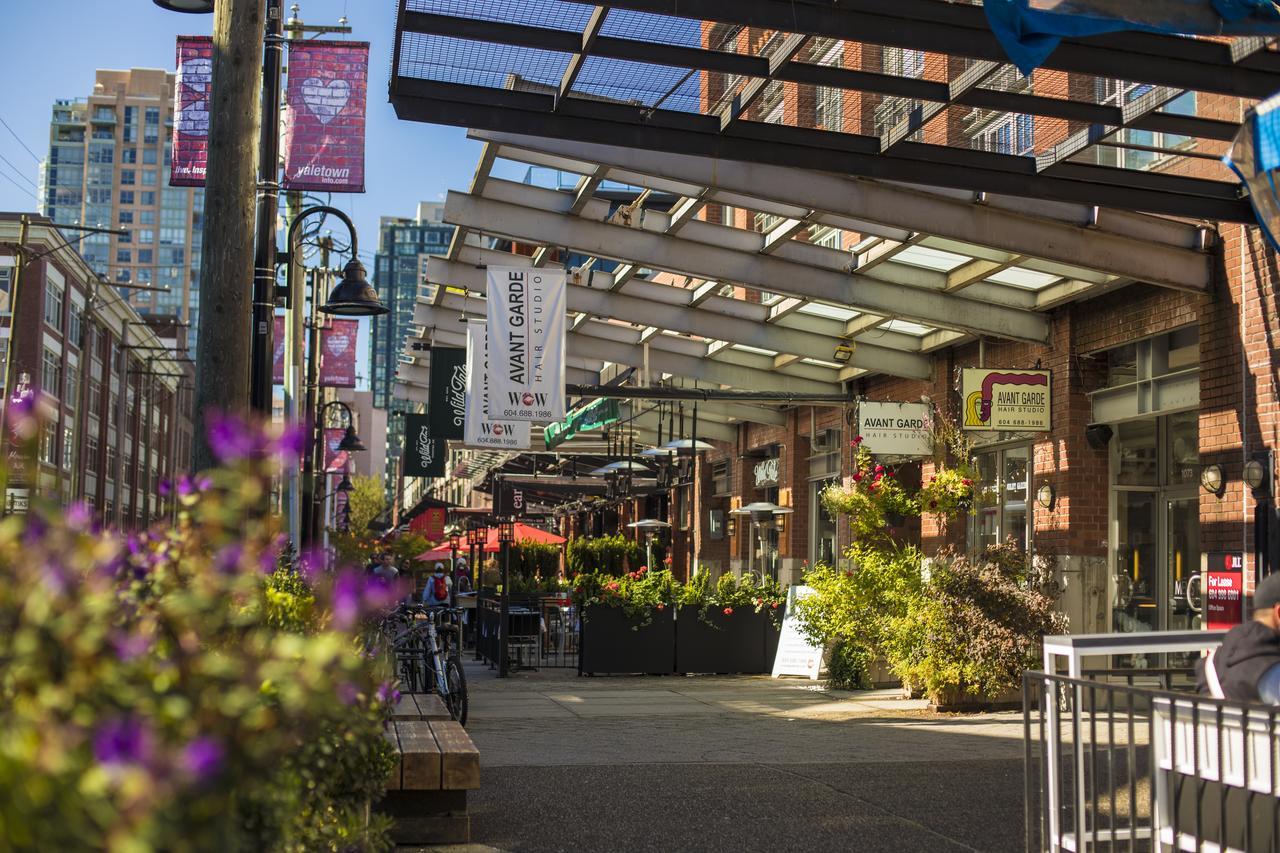 Opus Vancouver Bagian luar foto